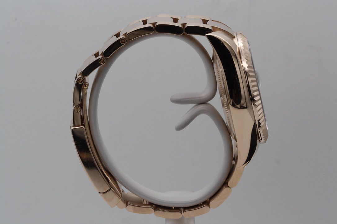 watch 166178308738306.jpeg